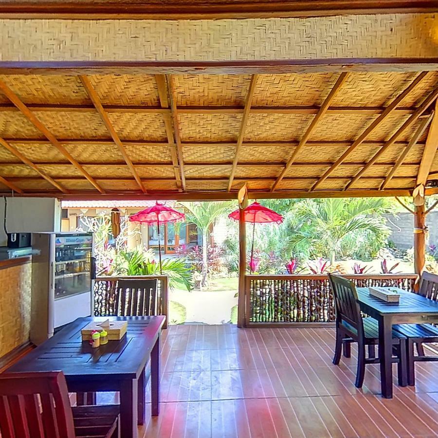 Made Taro - Menjangan Homestay Banyuwedang Dış mekan fotoğraf