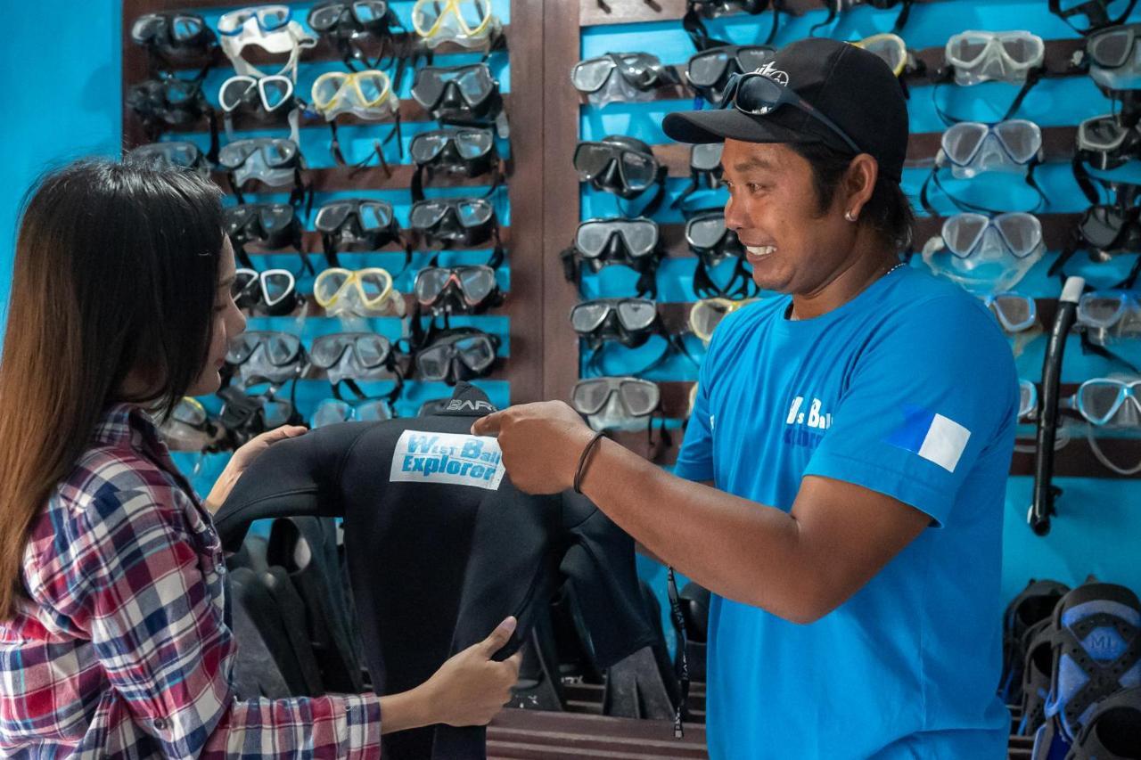 Made Taro - Menjangan Homestay Banyuwedang Dış mekan fotoğraf